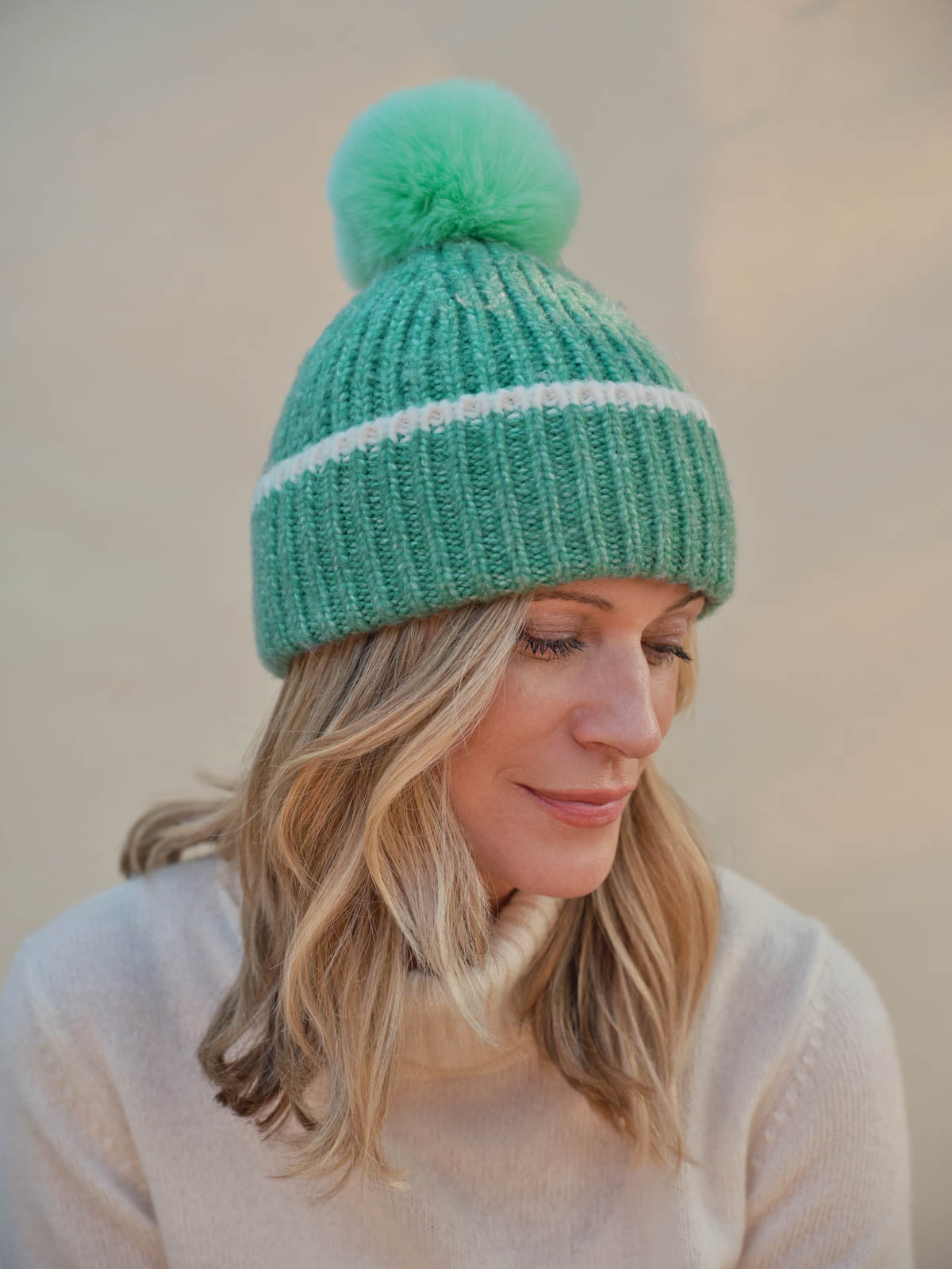 Half Cardi Chunky Beanie With Tipping - Green/Cream