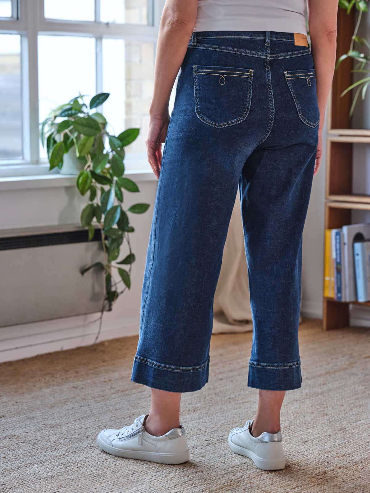 How to Wear Denim Culottes - Straight A Style