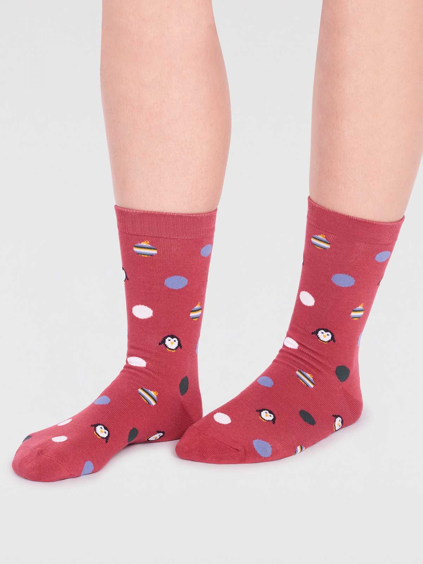 Neva Bamboo Penguin Sock - Brick Red