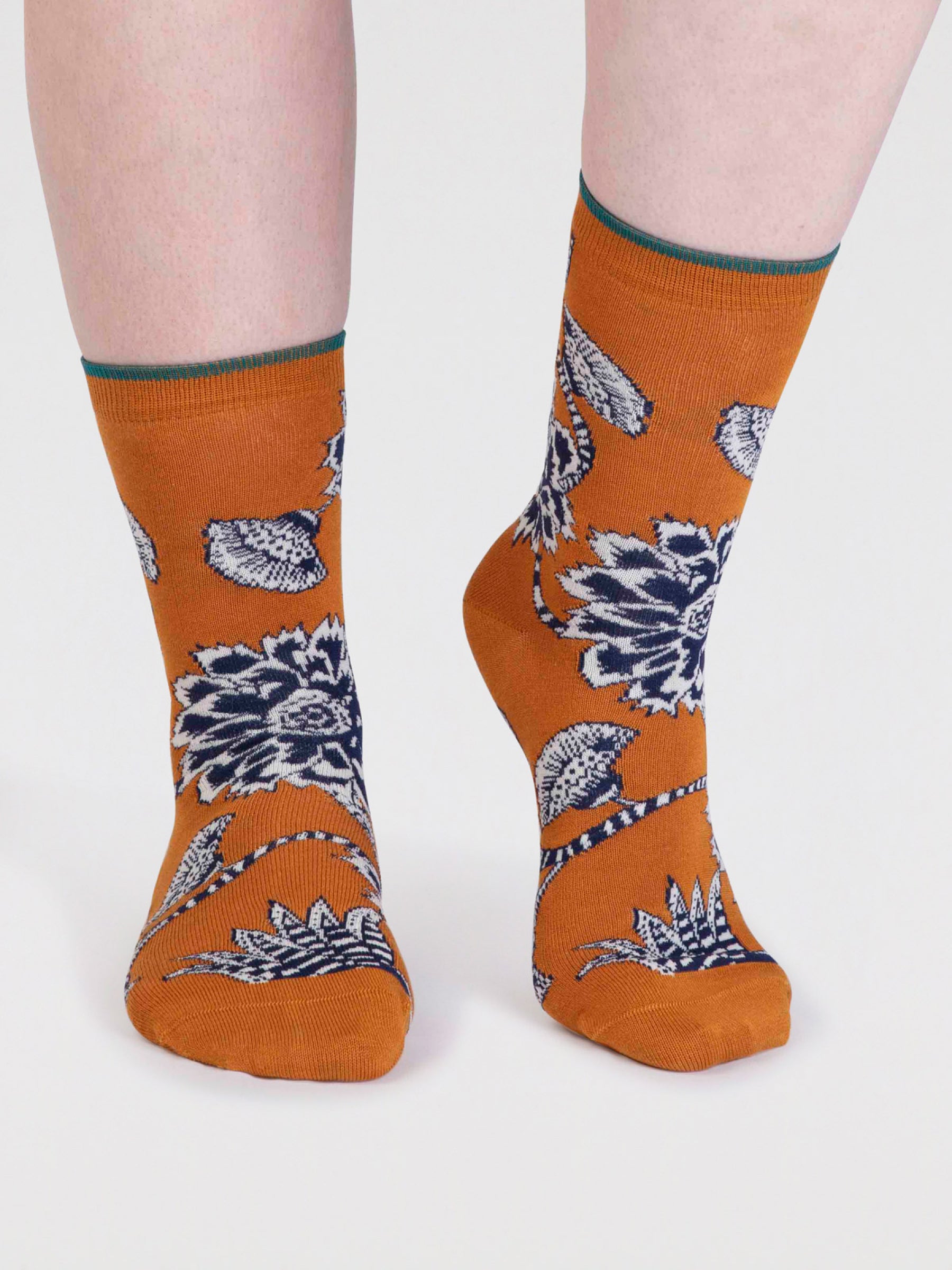 Freja Organic Cotton Abstract Flower Socks - Turmeric Yellow